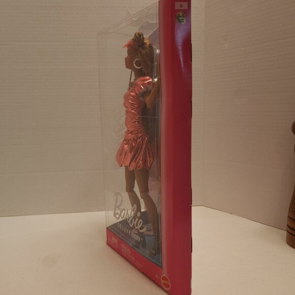 2025 Barbie Deluxe Style Wave 2 Christie Chase Doll Metallic Glam NEW (READ) 2/2 - Picture 15 of 16